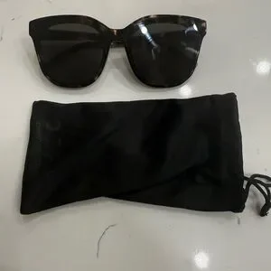 Diff Eyewear | Accessories | Diff Eyewear Gia | Poshmark display picture 2